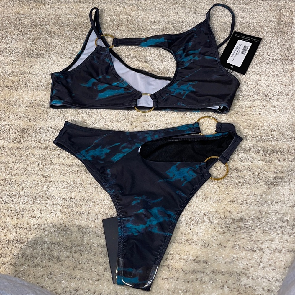 Bathing suit from Pretty Little Thing. Never worn